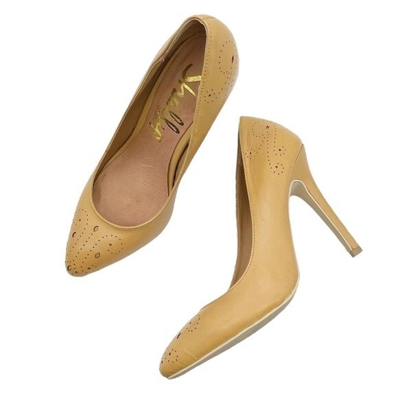 Shellys London Camel Leather Pump Perforated Tan Leather Heel Size EU 38 | US 7 - Picture 2 of 15